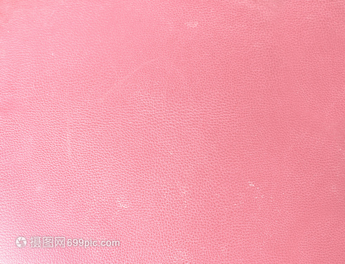柔韧的浪漫 粉色皮革纹理的魅力与工艺